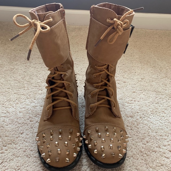 Studded Combat Boots Size 8 - Picture 2 of 7